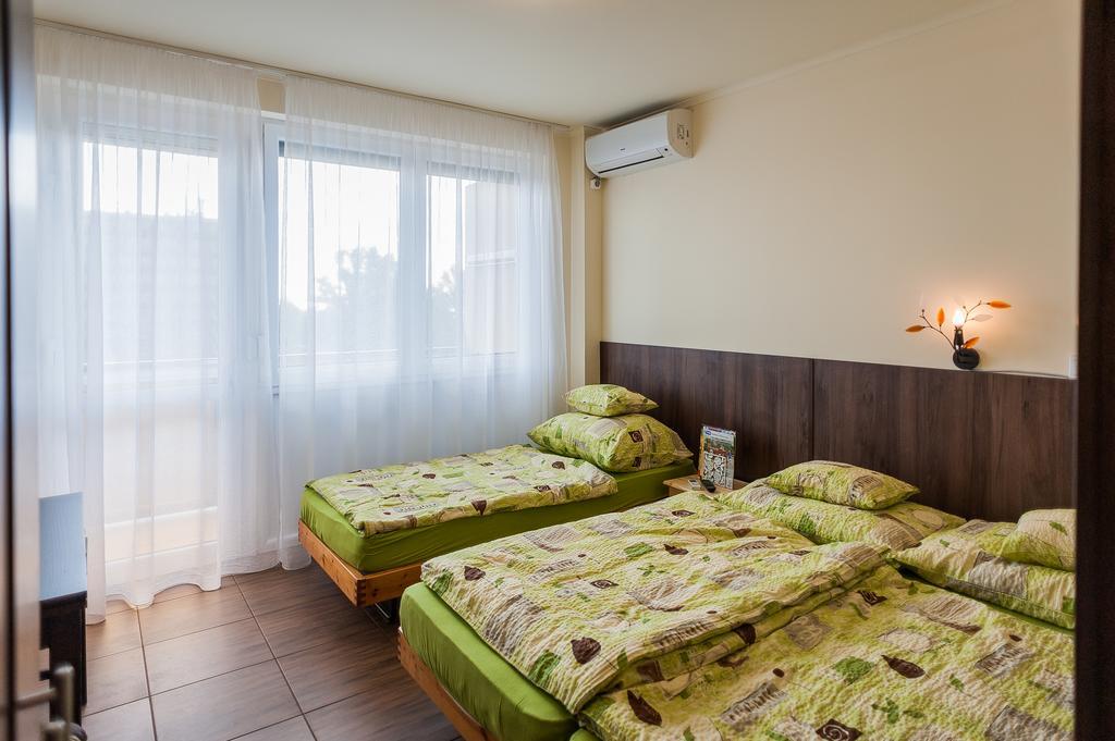 Milan Apartmanok Siofok Exterior photo